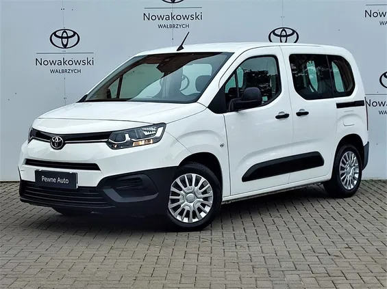 dolnośląskie Toyota Proace City Verso cena 84900 przebieg: 73493, rok produkcji 2020 z Wałbrzych